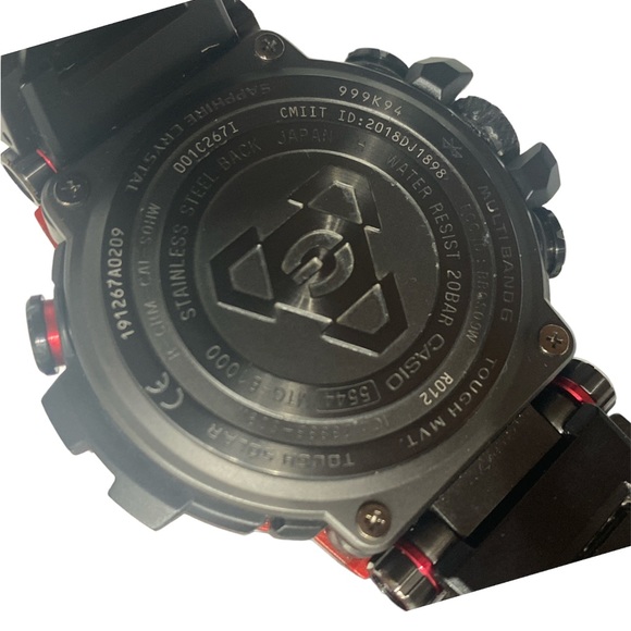 - CASIO G-SHOCK MTG-B1000 - Picture 7 of 9